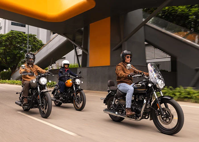 Meteor 350 em ação